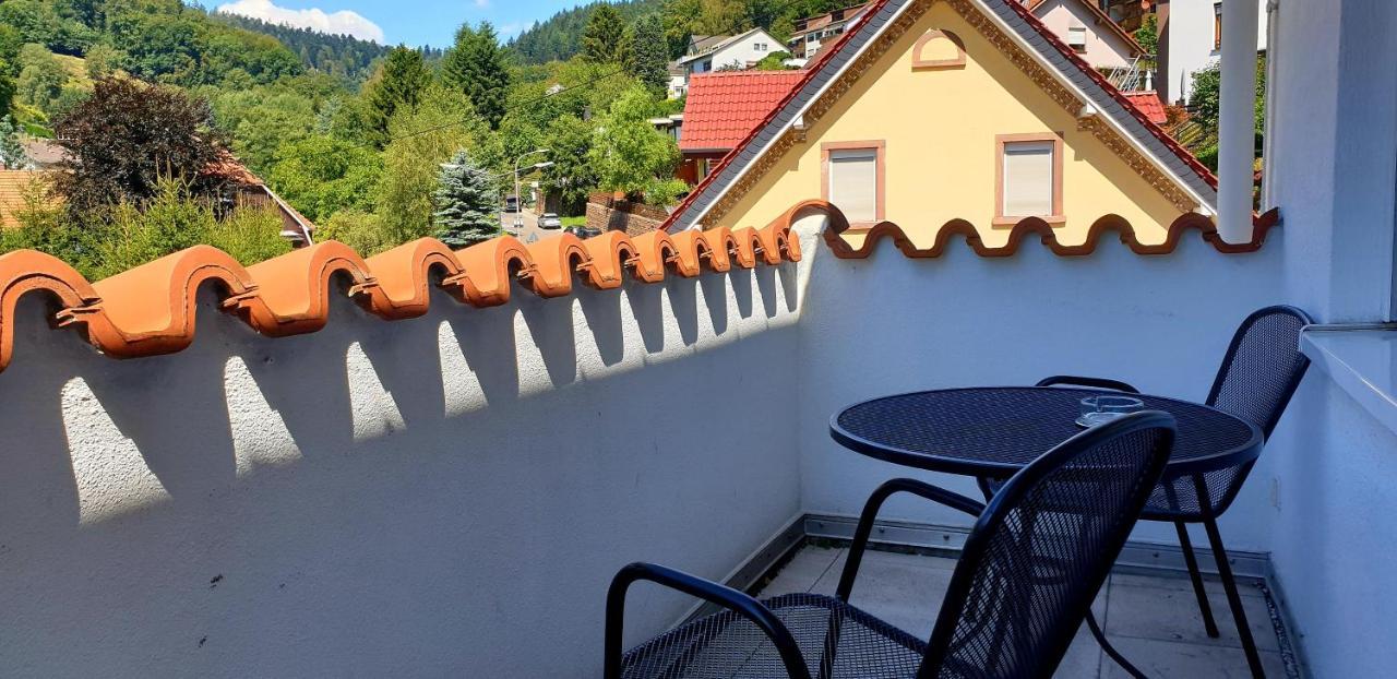 Apartmenthaus "Zum Lowen" Heidelberg - Ziegelhausen エクステリア 写真